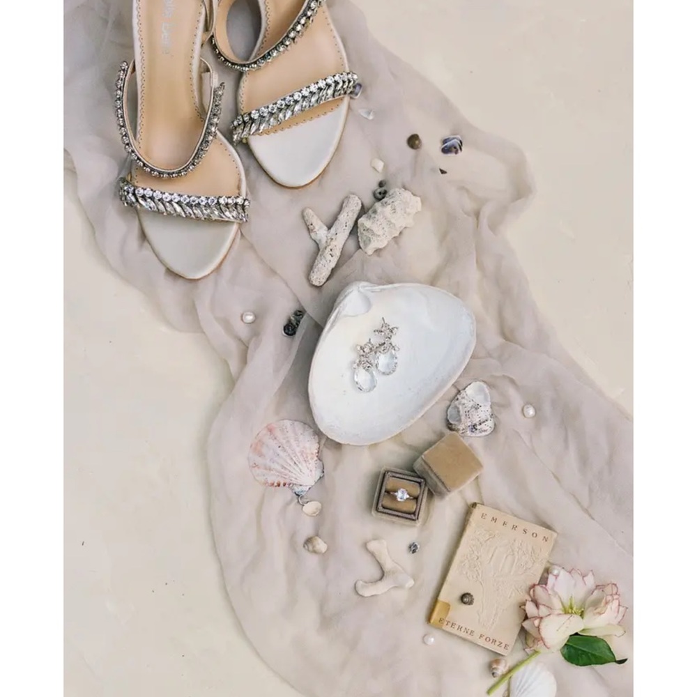 BNWOB Bella Belle Belinda Embellished Sandal size 9 Wedding - Picture 6 of 8
